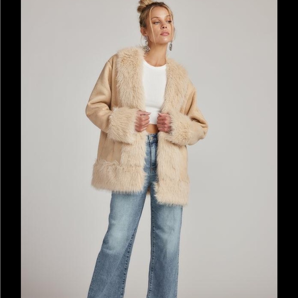 CATHERINE BEIGE FAUX FUR TRIM COAT